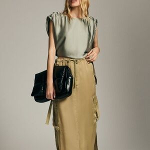 By Anthropologie Cap-Sleeve Silky Scoop Neck Blouse, Size XS color Moss